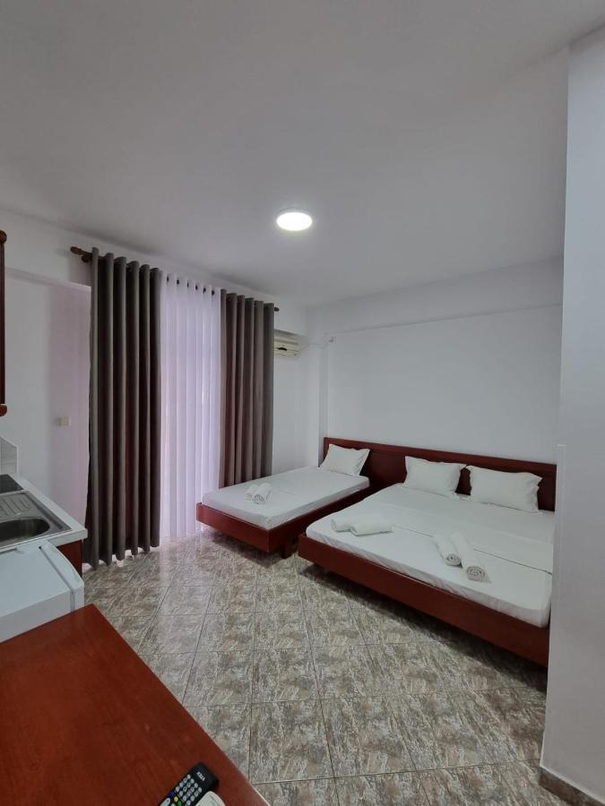 Ideal Apartments & Rooms Sarandë 外观 照片