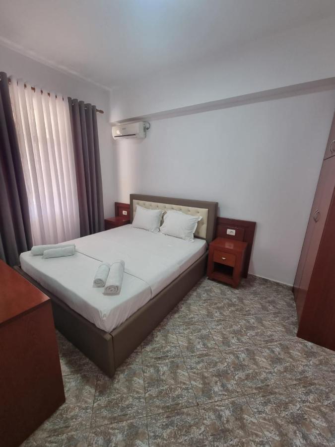 Ideal Apartments & Rooms Sarandë 外观 照片