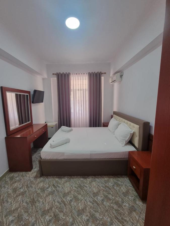 Ideal Apartments & Rooms Sarandë 外观 照片