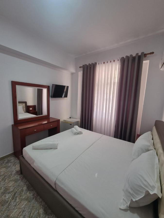 Ideal Apartments & Rooms Sarandë 外观 照片