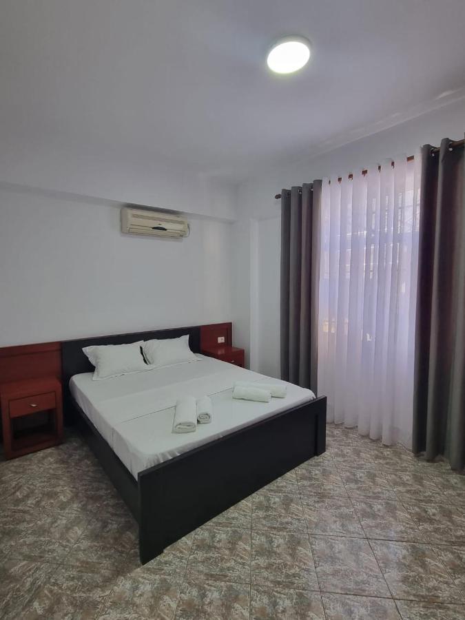 Ideal Apartments & Rooms Sarandë 外观 照片